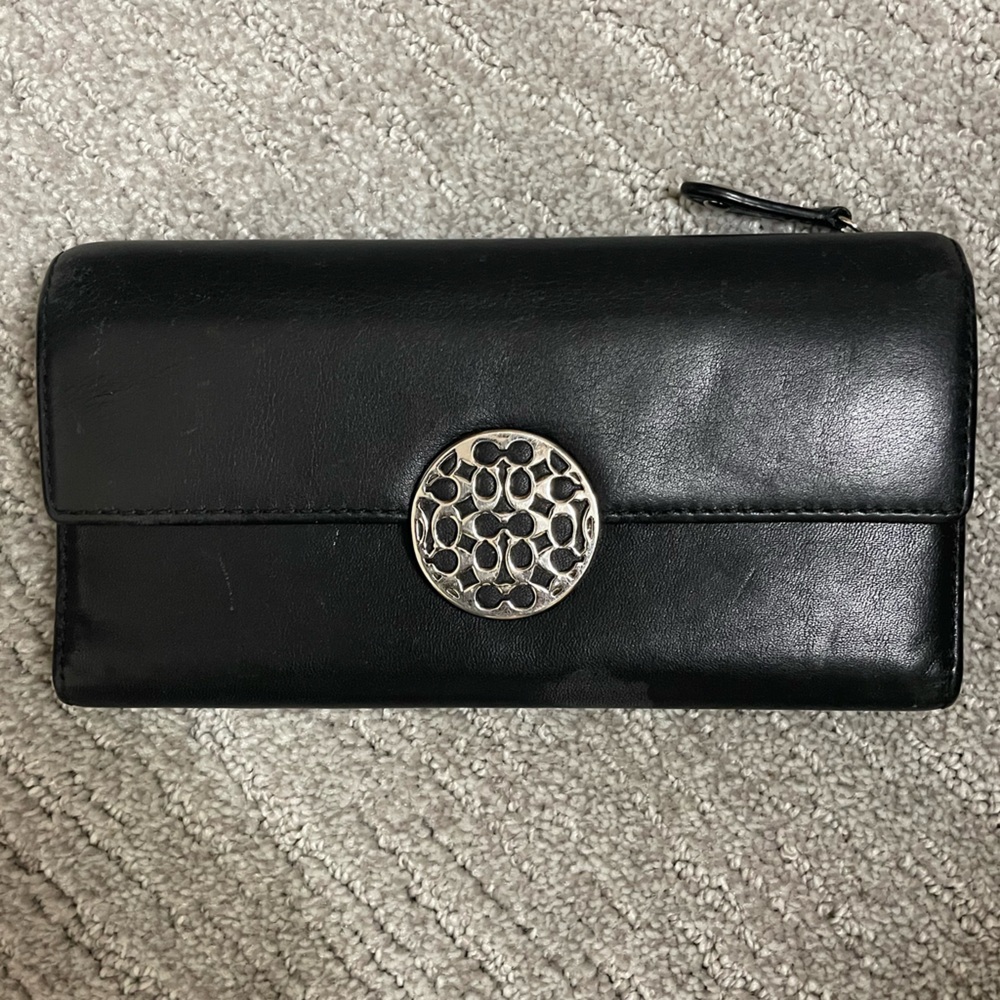 GUC leather wallet